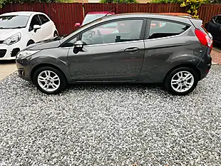 Used 2017 Ford Fiesta Zetec Grey - Interior and Exterior details 15