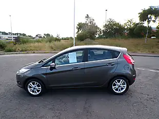 Used 2017 Ford Fiesta Zetec Grey - Interior and Exterior details 4