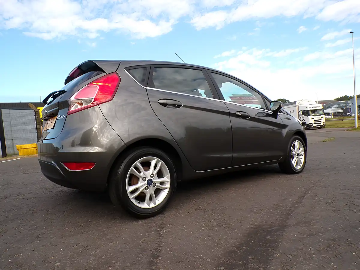 Used 2017 Ford Fiesta Zetec Grey - Interior and Exterior details 7