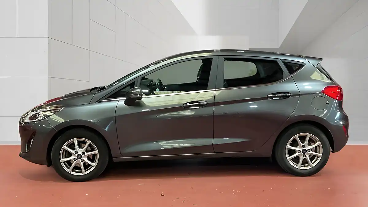 Used 2017 Ford Fiesta Zetec Grey - Interior and Exterior details 6