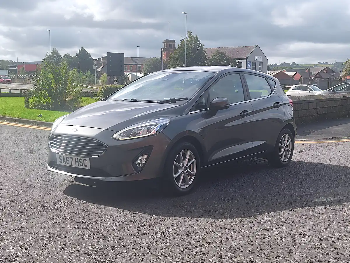 Used 2017 Ford Fiesta Zetec Grey - Interior and Exterior details 18