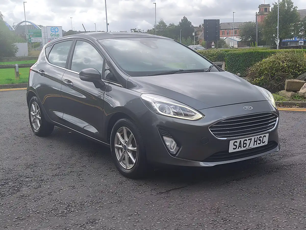 Used 2017 Ford Fiesta Zetec Grey - Interior and Exterior details 9