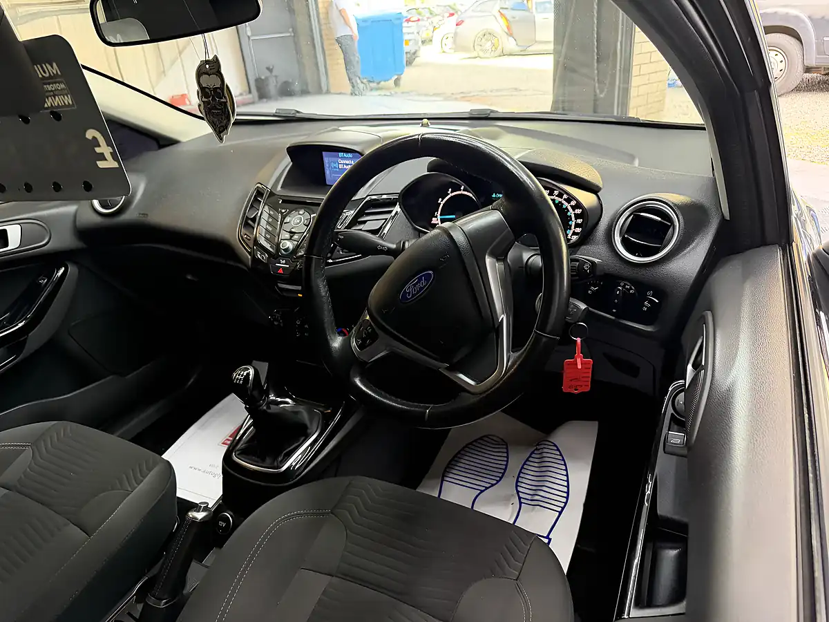 Used 2017 Ford Fiesta Zetec Grey - Interior and Exterior details 16