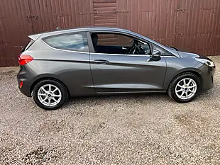 Used 2017 Ford Fiesta Zetec Grey - Interior and Exterior details 5
