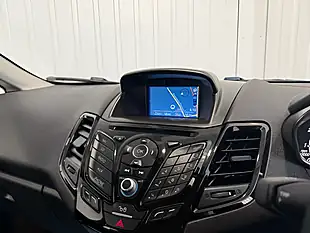 Used 2017 Ford Fiesta Zetec Magnetic Grey - Interior and Exterior details 17