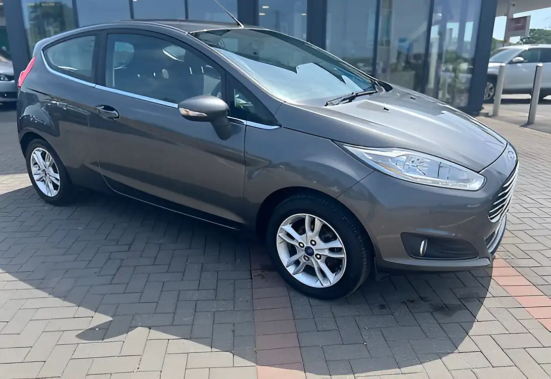 Used 2017 Ford Fiesta Zetec Magnetic Grey Metallic - Interior and Exterior details 4