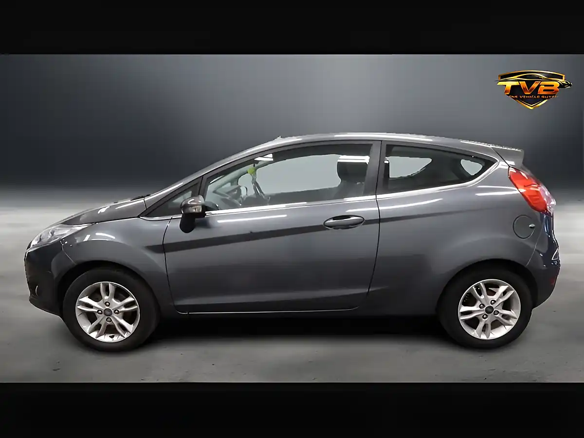 Used 2017 Ford Fiesta Zetec Magnetic - Interior and Exterior details 6