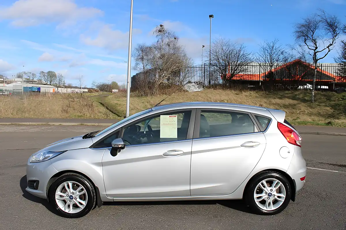 Used 2017 Ford Fiesta Zetec Moonstone Silver Metallic - Interior and Exterior details 2