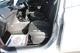 Used 2017 Ford Fiesta Zetec Moonstone Silver Metallic - Interior and Exterior details 9
