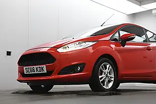 Used 2017 Ford Fiesta Zetec Red - Interior and Exterior details 4