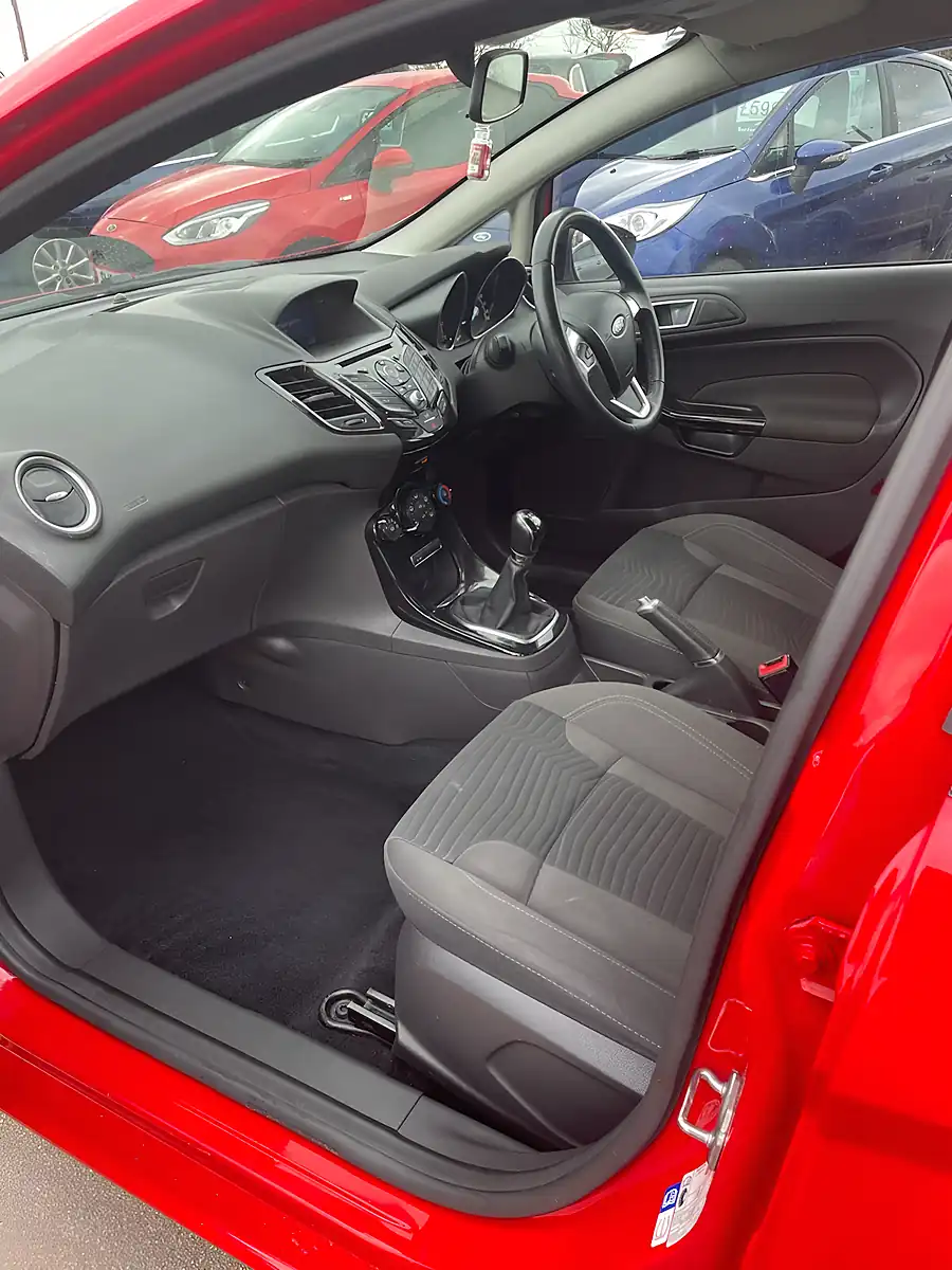Used 2017 Ford Fiesta Zetec Red - Interior and Exterior details 5