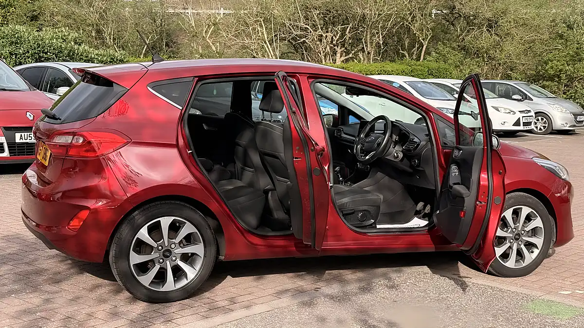Used 2017 Ford Fiesta Zetec Red - Interior and Exterior details 10