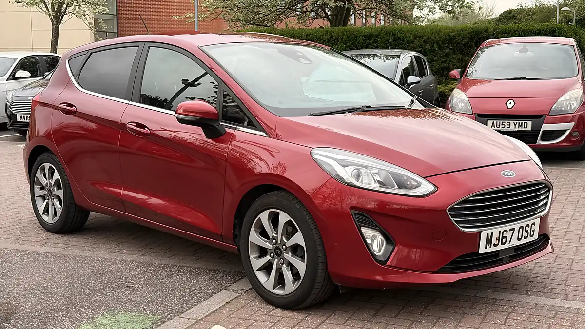 Used 2017 Ford Fiesta Zetec Red - Interior and Exterior details 3