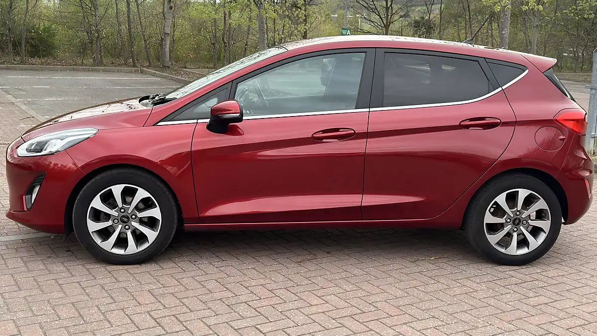 Used 2017 Ford Fiesta Zetec Red - Interior and Exterior details 7