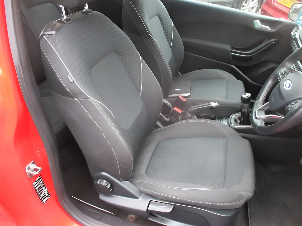 Used 2017 Ford Fiesta Zetec Red - Interior and Exterior details 14