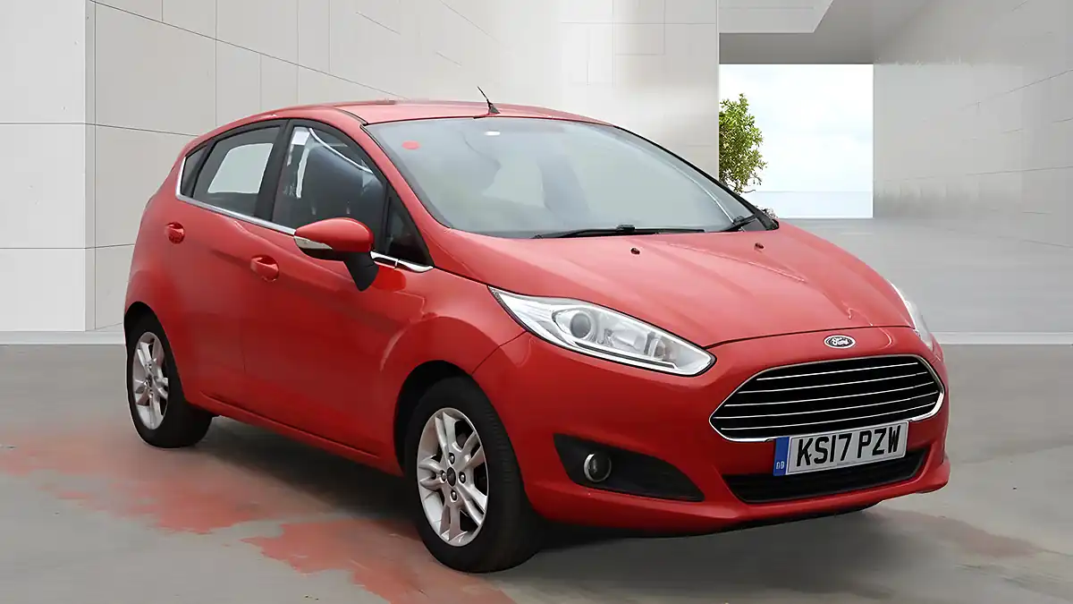Used 2017 Ford Fiesta Zetec Red - Front View