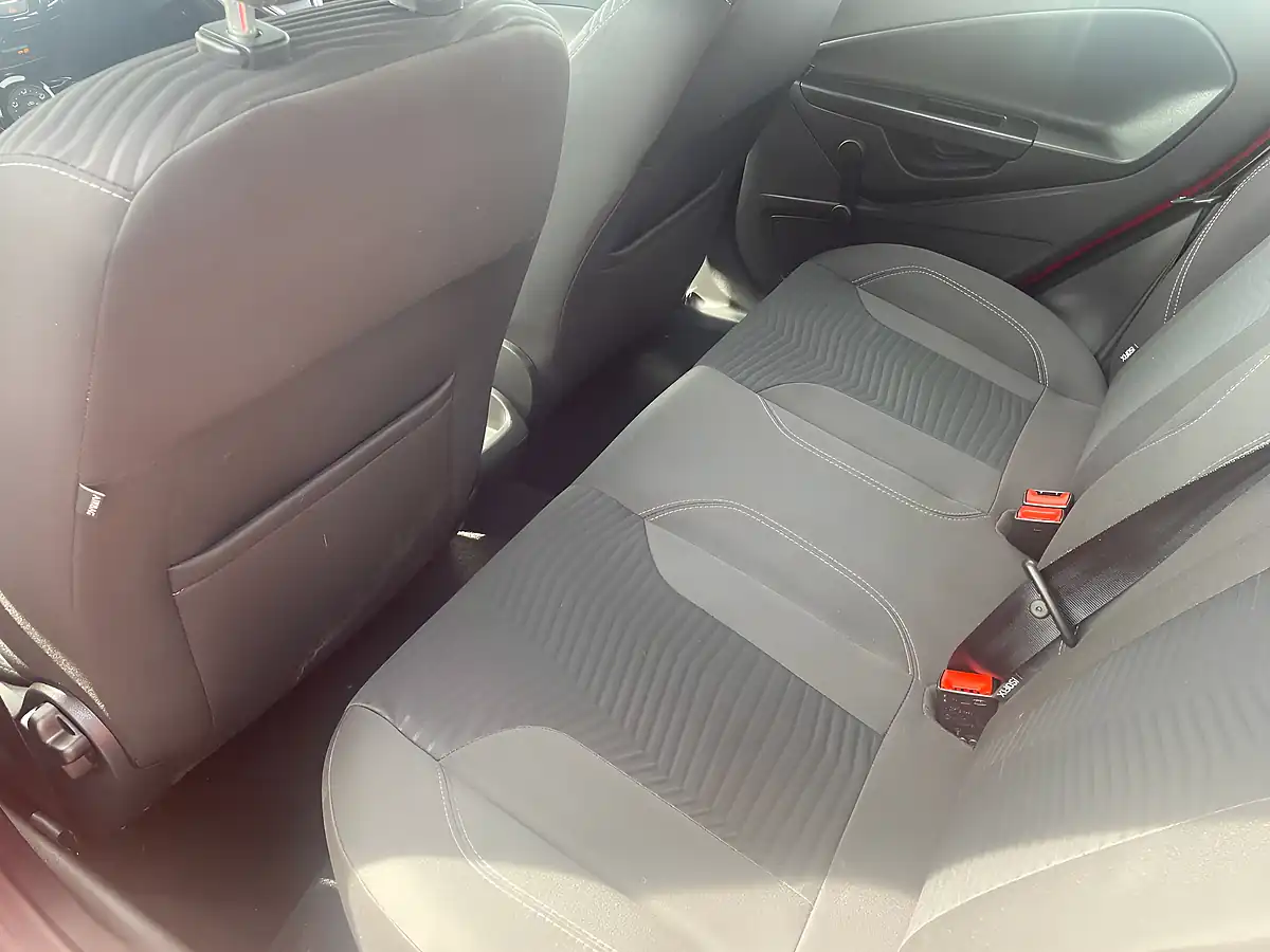 Used 2017 Ford Fiesta Zetec Red - Interior and Exterior details 10