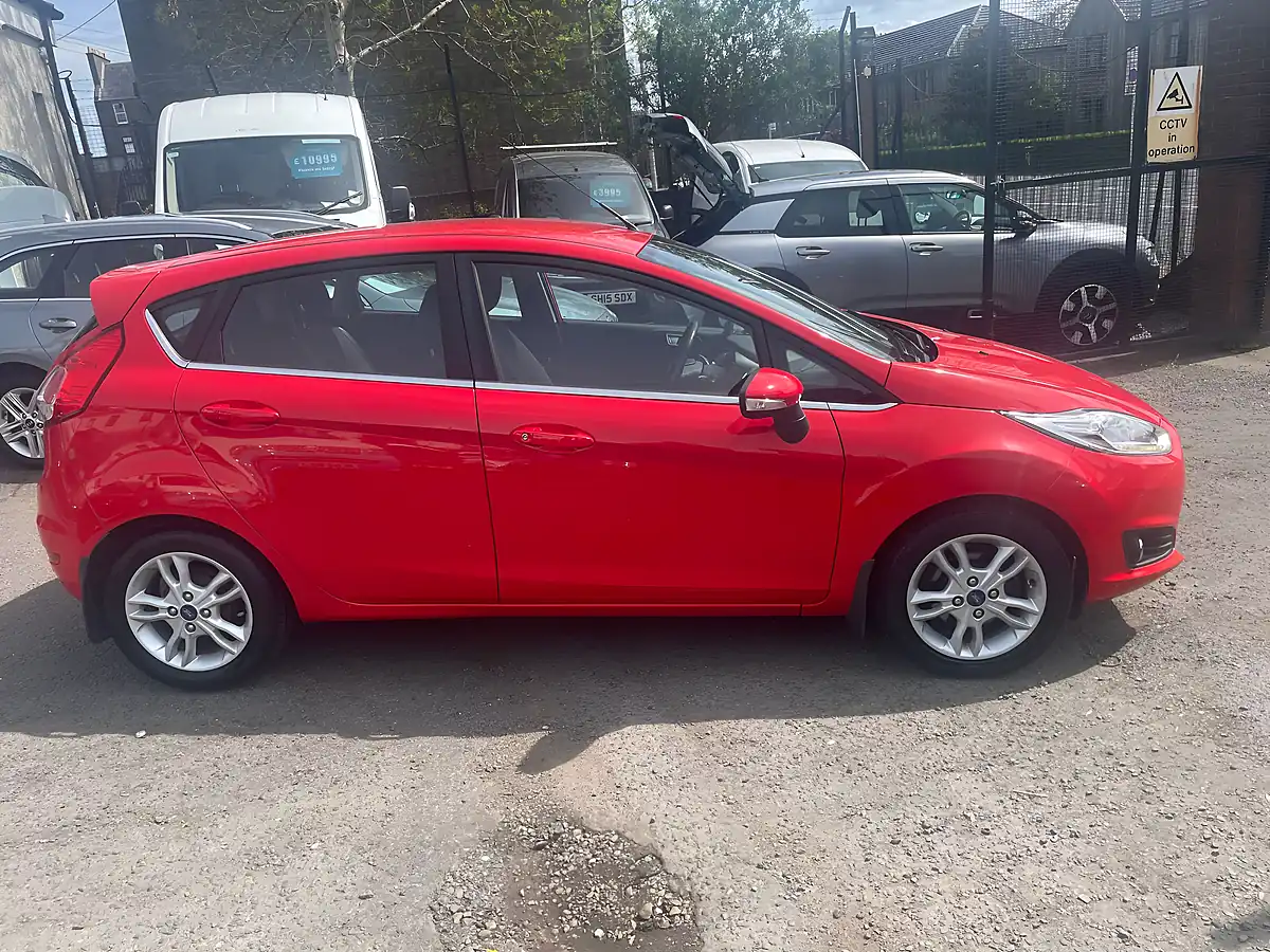 Used 2017 Ford Fiesta Zetec Red - Interior and Exterior details 3