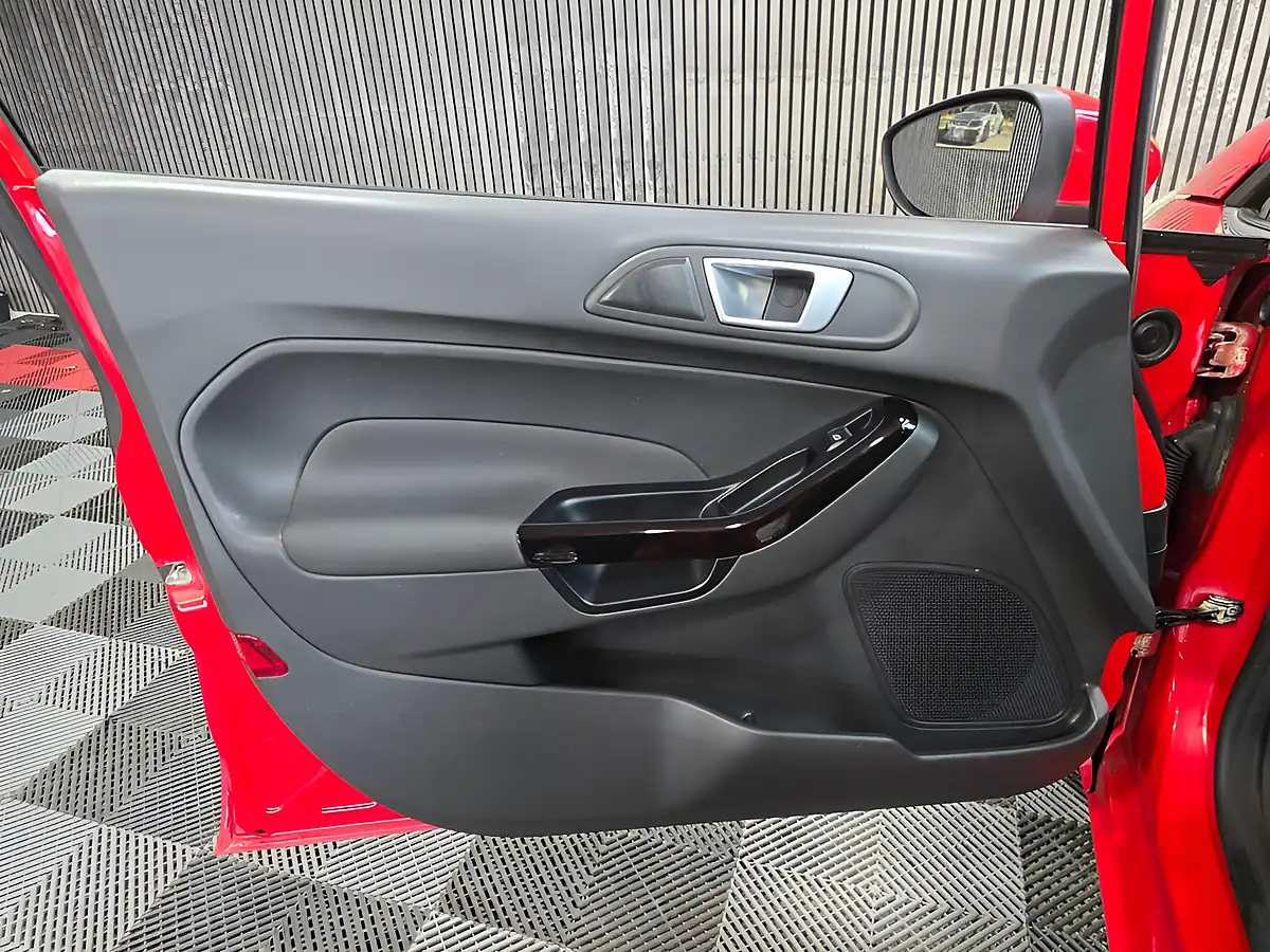 Used 2017 Ford Fiesta Zetec Red - Interior and Exterior details 11