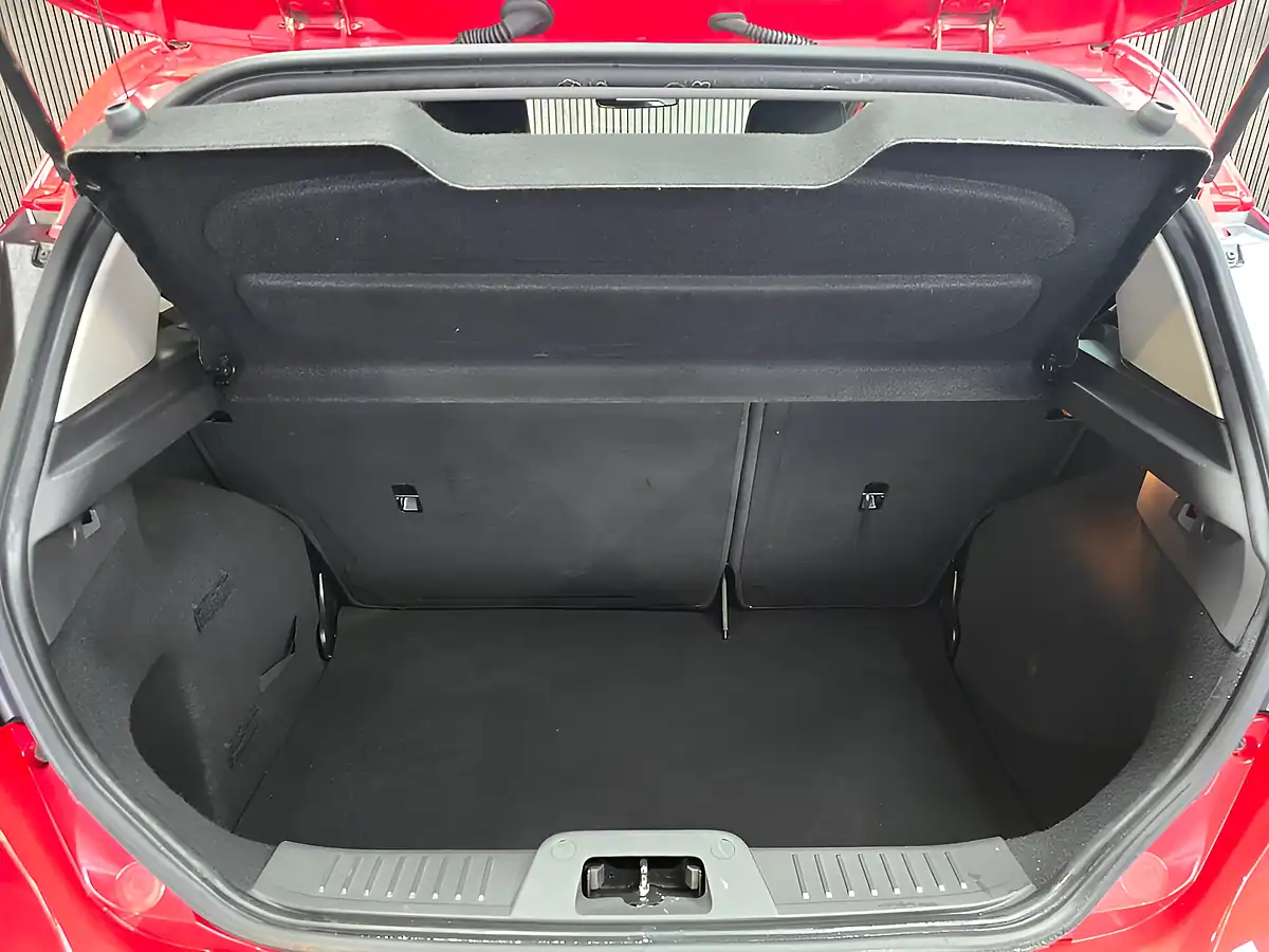 Used 2017 Ford Fiesta Zetec Red - Interior and Exterior details 15