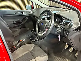 Used 2017 Ford Fiesta Zetec Red - Interior and Exterior details 13