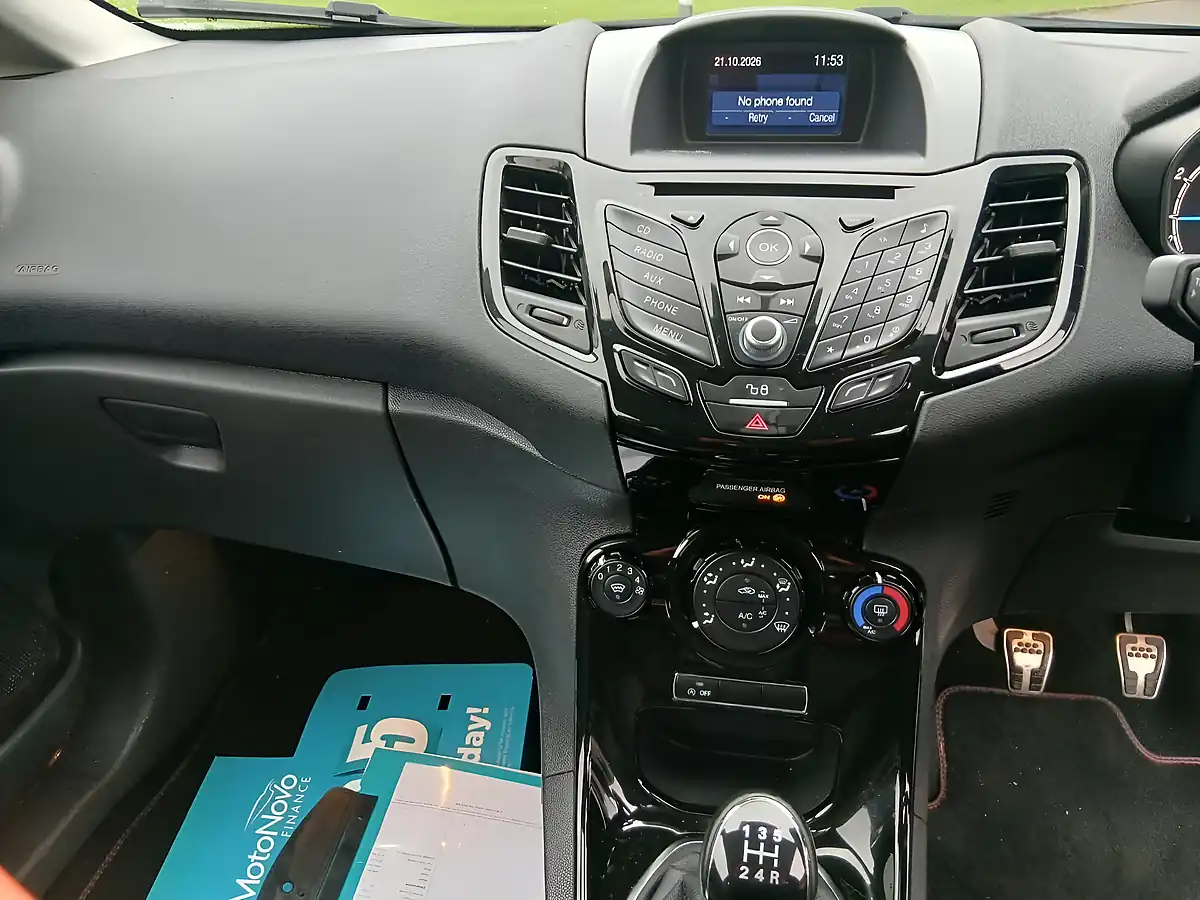 Used 2017 Ford Fiesta Zetec S Black - Interior and Exterior details 16