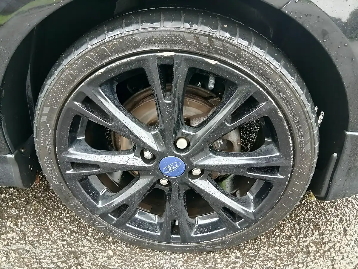 Used 2017 Ford Fiesta Zetec S Black - Interior and Exterior details 9