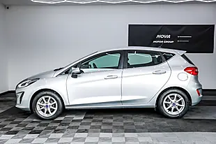 Used 2017 Ford Fiesta Zetec Silver - Interior and Exterior details 6
