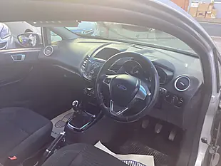 Used 2017 Ford Fiesta Zetec Silver - Interior and Exterior details 10