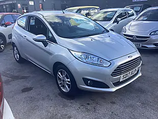 Used 2017 Ford Fiesta Zetec Silver - Interior and Exterior details 3