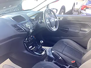 Used 2017 Ford Fiesta Zetec Silver - Interior and Exterior details 8
