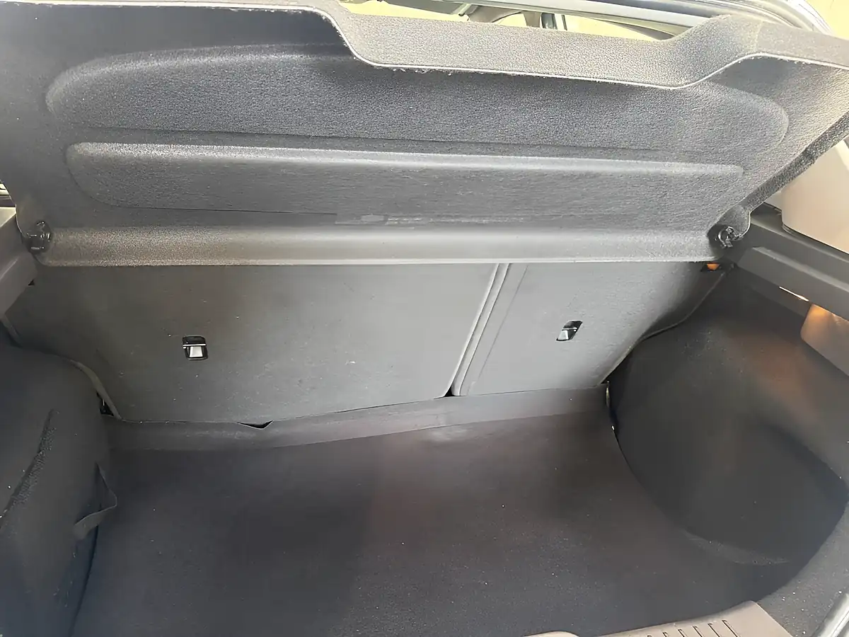 Used 2017 Ford Fiesta Zetec Silver - Interior and Exterior details 10