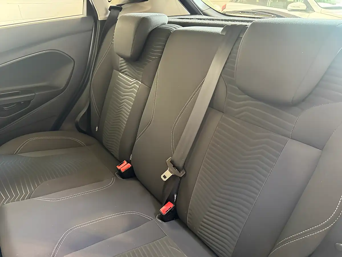 Used 2017 Ford Fiesta Zetec Silver - Interior and Exterior details 13