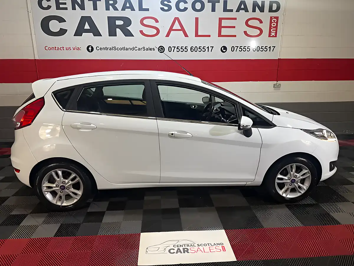 Used 2017 Ford Fiesta Zetec White - Interior and Exterior details 12