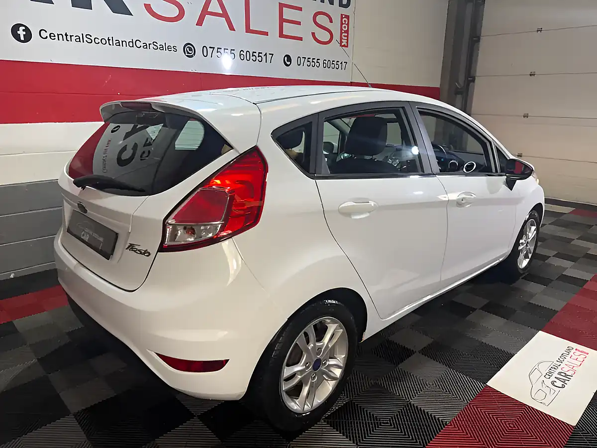 Used 2017 Ford Fiesta Zetec White - Interior and Exterior details 16