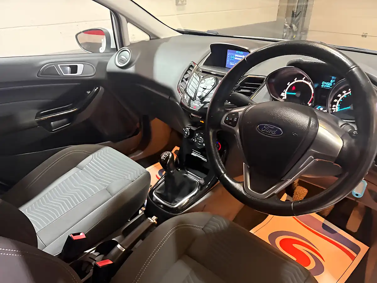 Used 2017 Ford Fiesta Zetec White - Interior and Exterior details 19