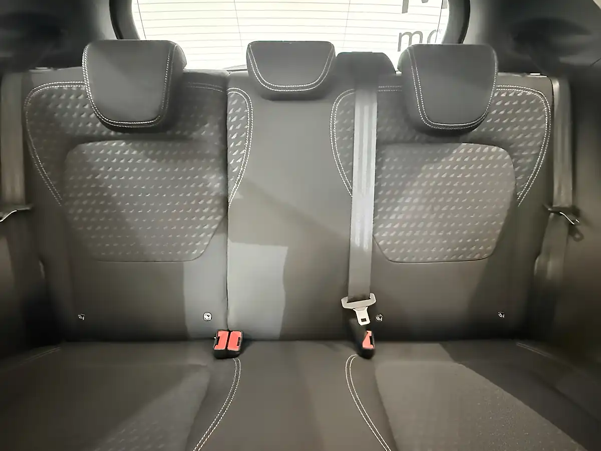 Used 2017 Ford Fiesta Zetec White - Interior and Exterior details 19