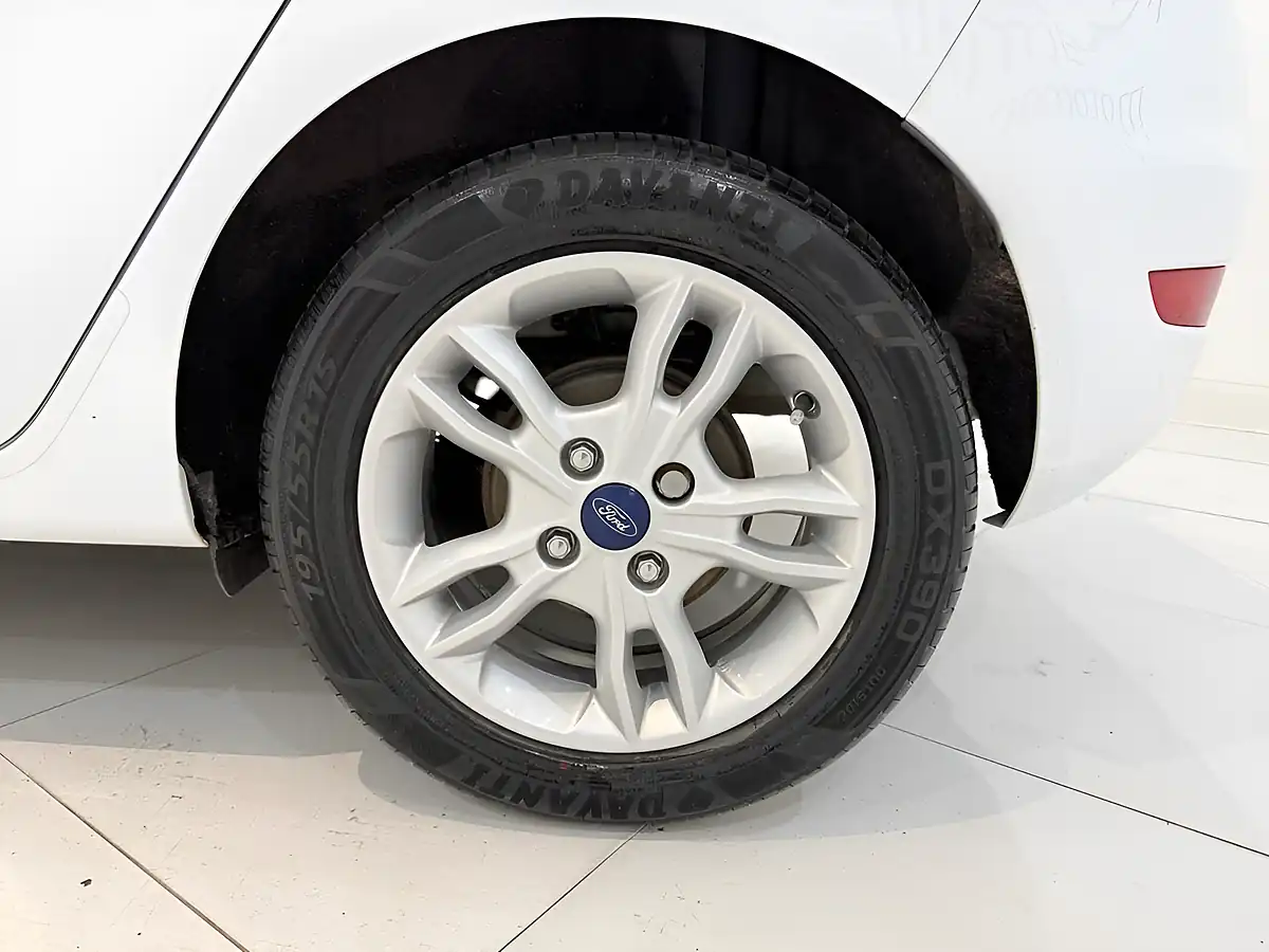 Used 2017 Ford Fiesta Zetec White - Interior and Exterior details 13