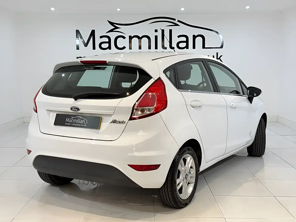 Used 2017 Ford Fiesta Zetec White - Interior and Exterior details 9