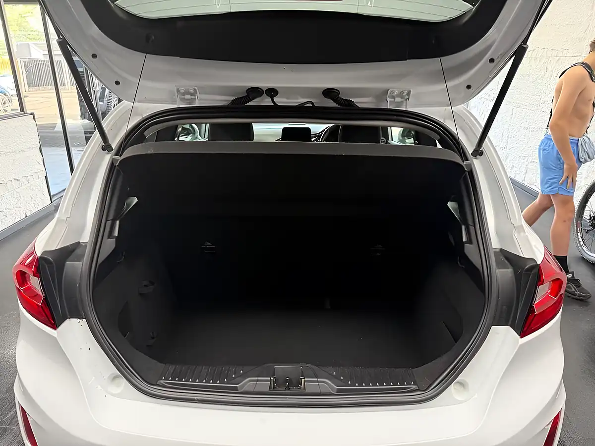 Used 2017 Ford Fiesta Zetec White - Interior and Exterior details 13