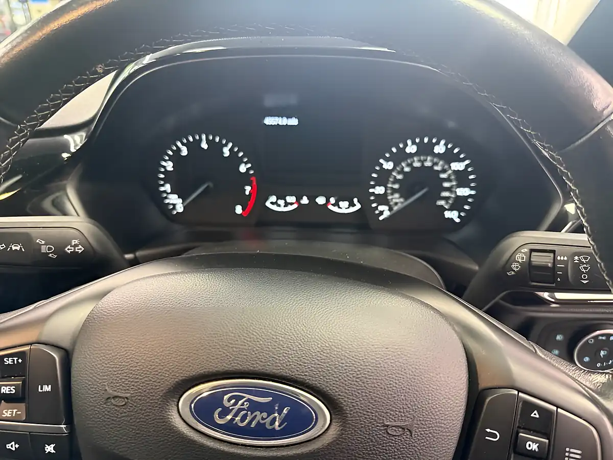 Used 2017 Ford Fiesta Zetec White - Interior and Exterior details 15