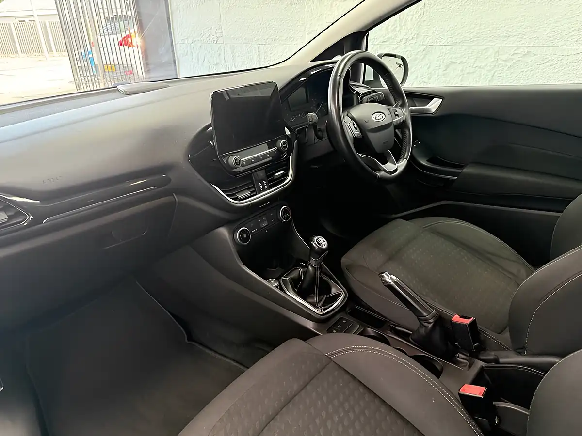 Used 2017 Ford Fiesta Zetec White - Interior and Exterior details 3
