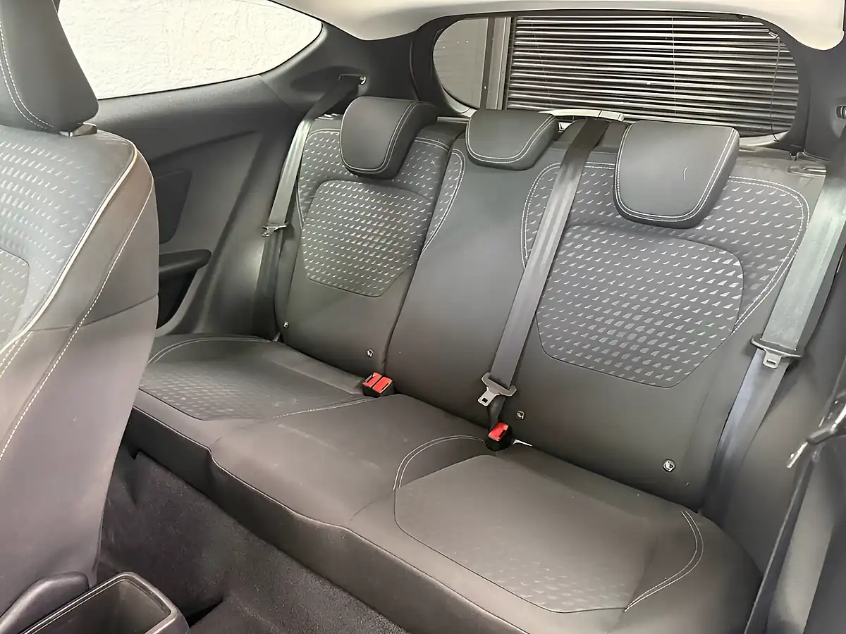 Used 2017 Ford Fiesta Zetec White - Interior and Exterior details 9
