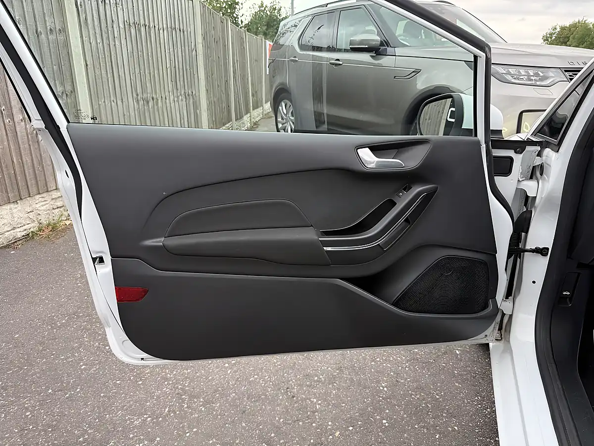 Used 2017 Ford Fiesta Zetec White - Interior and Exterior details 17