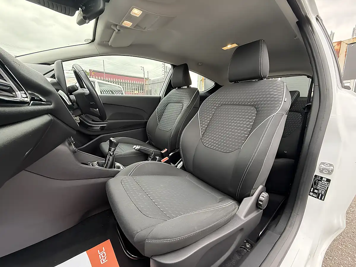 Used 2017 Ford Fiesta Zetec White - Interior and Exterior details 18