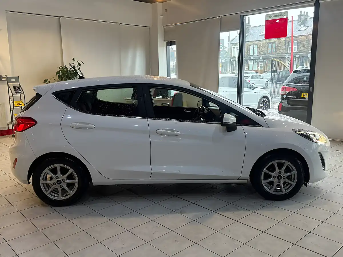 Used 2017 Ford Fiesta Zetec White - Interior and Exterior details 12