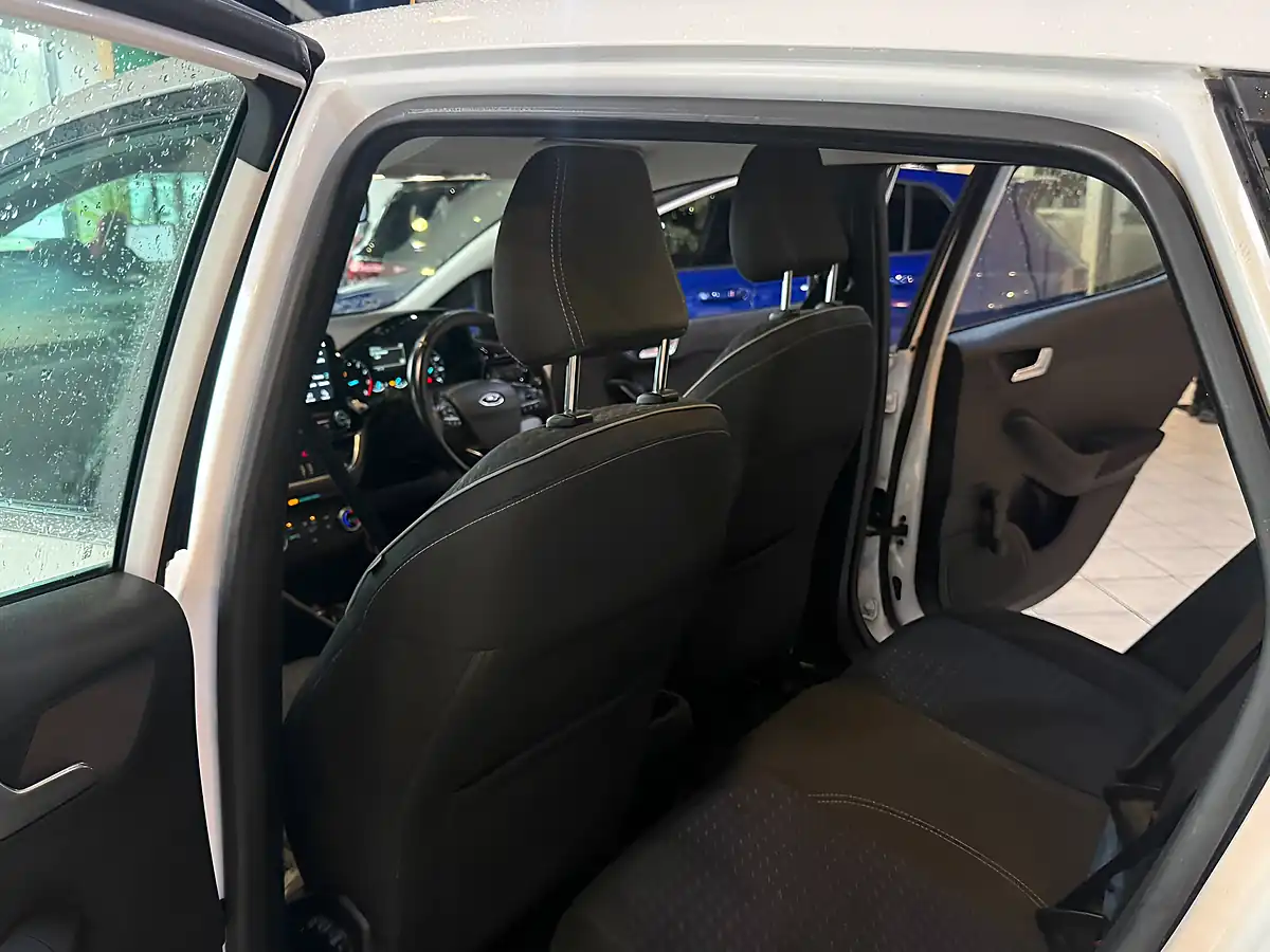 Used 2017 Ford Fiesta Zetec White - Interior and Exterior details 16