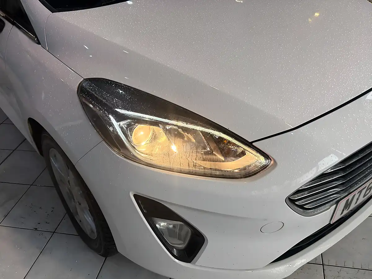 Used 2017 Ford Fiesta Zetec White - Interior and Exterior details 3