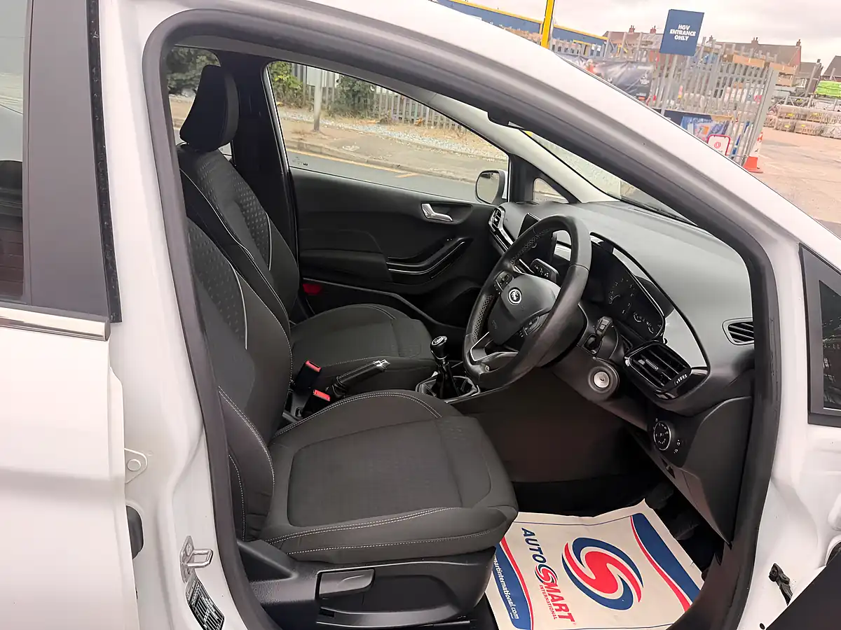 Used 2017 Ford Fiesta Zetec White - Interior and Exterior details 17