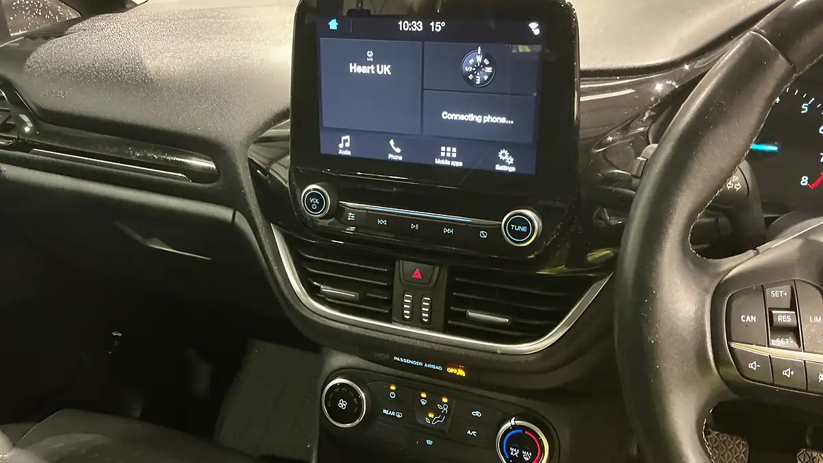 Used 2017 Ford Fiesta Zetec White - Interior and Exterior details 13